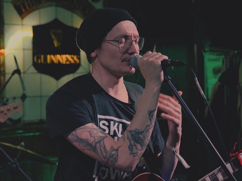 1AFC1438-022F-4D94-8B7E-68722B1329A7_1_105_c