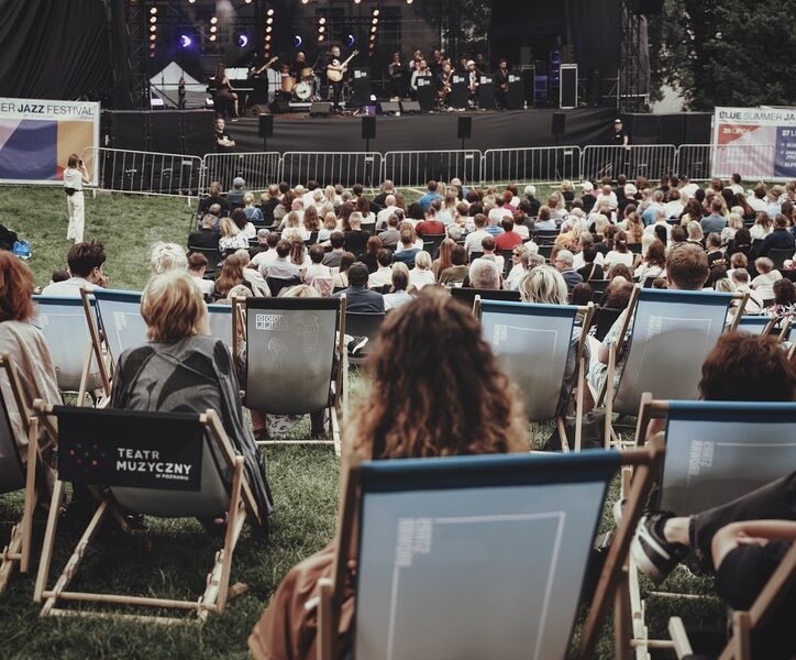 29C5E25A-3B9B-401D-88A6-770DDB8AAFC3_1_105_c