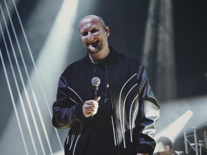 44F5544A-787B-4449-B47C-211EE6991642_1_105_c