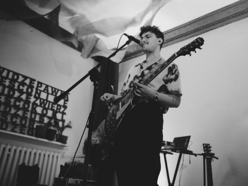 77C10226-BBD3-4E2D-BF6F-D9F8BA2EE275_1_105_c