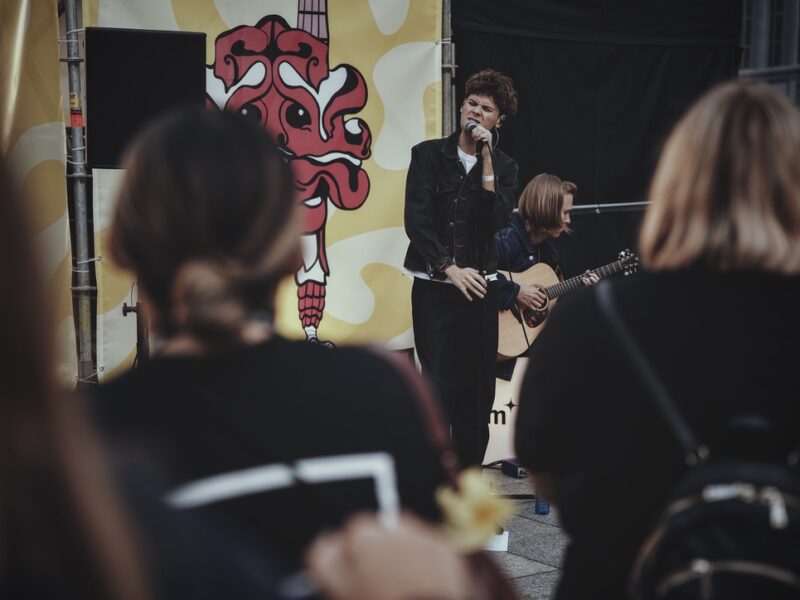 78AEE1E0-1188-4635-974B-25563AB94FD3_1_105_c