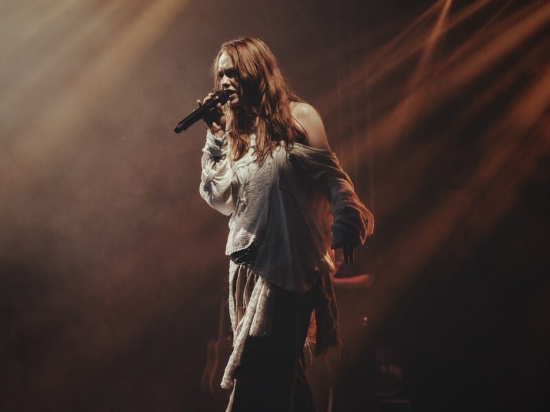 9F8CB862-3510-470A-9AA3-5E23D5931346_1_105_c