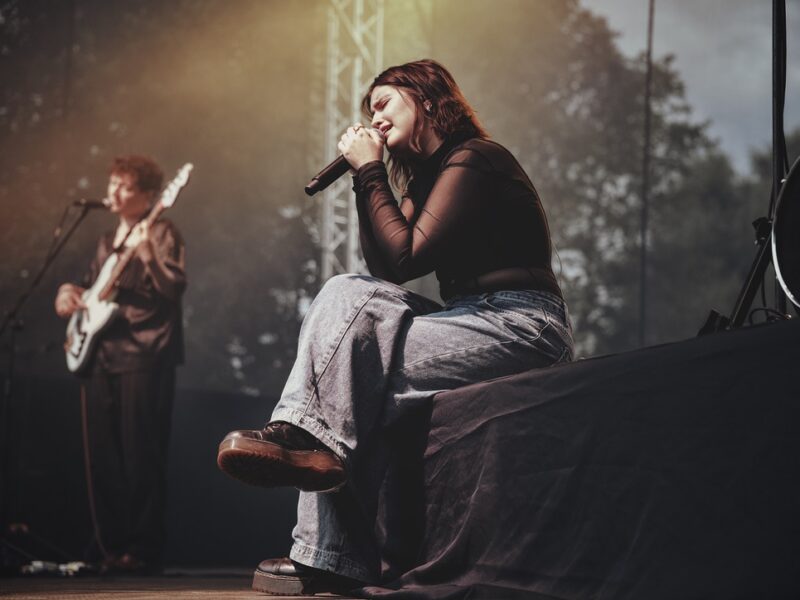 C443A2DD-0005-49E4-B90C-0AD0BB602E3A_1_105_c