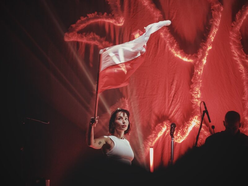 C66AF1F1-E15F-41C0-9C81-08AD611DDA0C_1_105_c